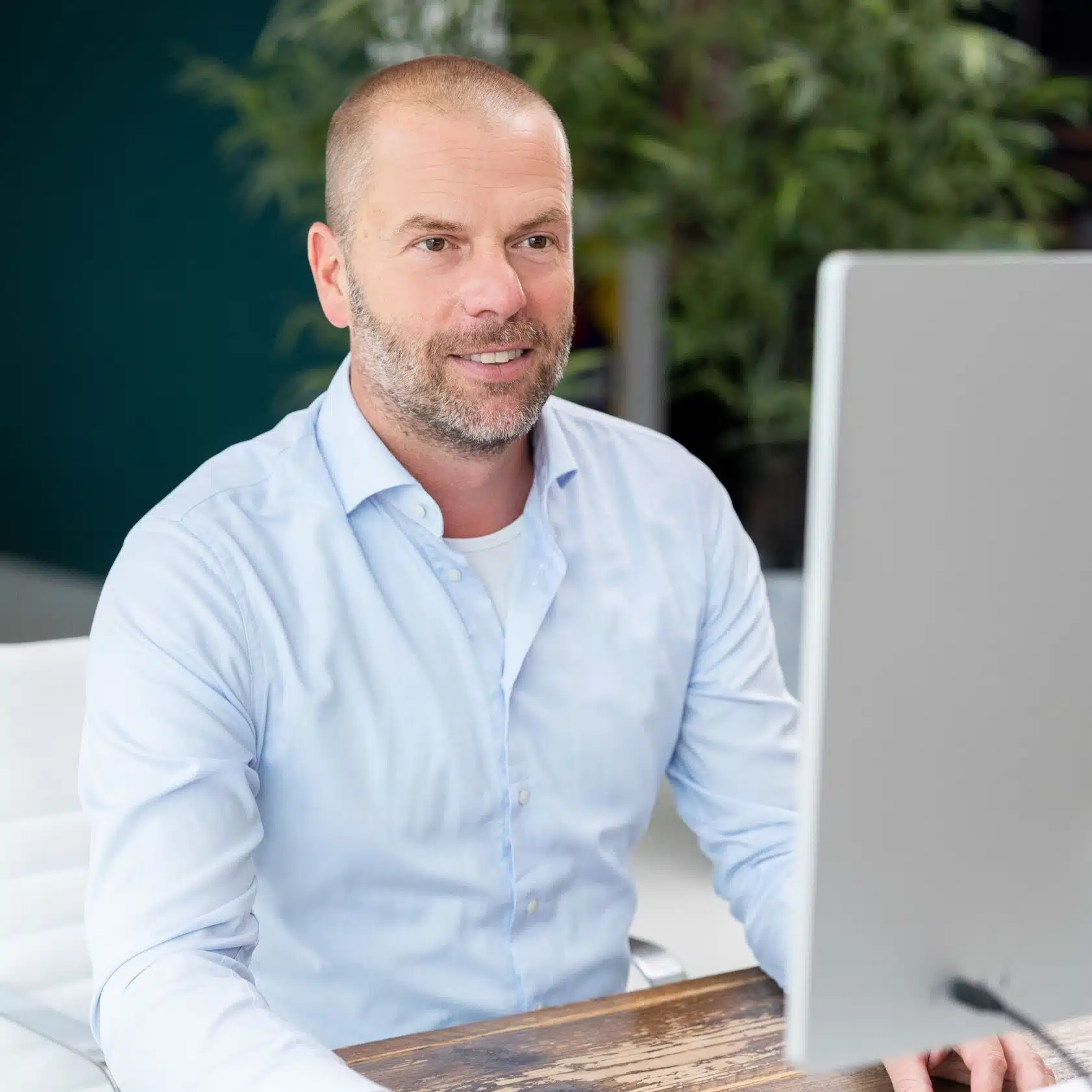 Microsoft Copilot Business via JSE